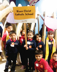 Estudiantes durante uno de los eventos escolares 